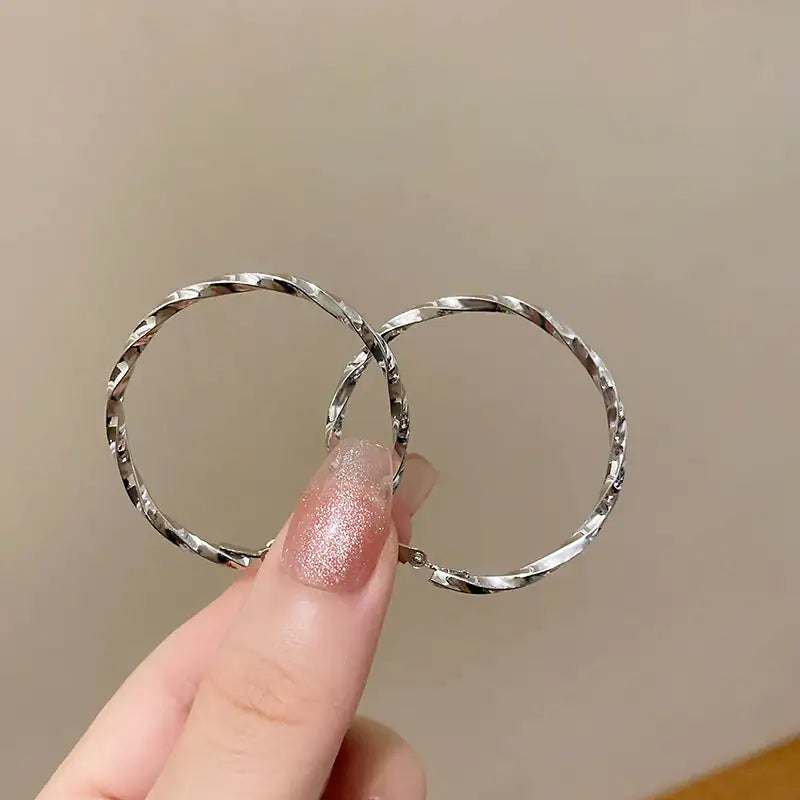 Irregular Metal Ear Rings