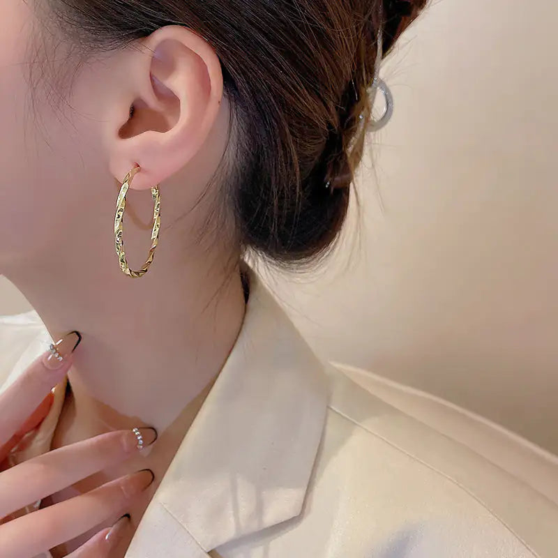 Irregular Metal Ear Rings